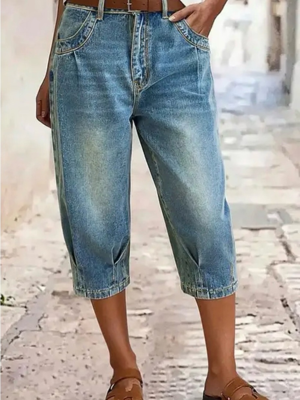 Flamingals Wash Pleated Mid Rise Capri Tapered Jeans